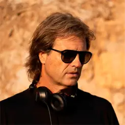Фото артиста: Hernan Cattaneo