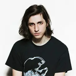Фото артиста: Porter Robinson