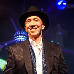 Фото артиста: Savage