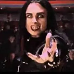 Обложка Cradle Of Filth - Born in a Burial Gown