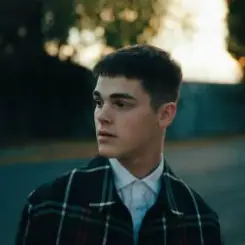 Обложка AJ Mitchell - Growing Pains