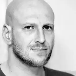 Май Захар - Маньяки слушать онлайн