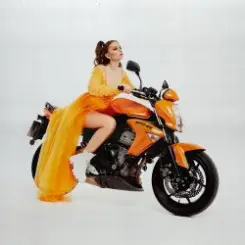 Юля Годунова feat. Reflex - Танцы слушать онлайн