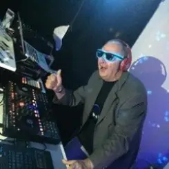 DJ Ande - Close Encounter слушать онлайн