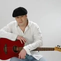 Обложка Виктор Петлюра - Голуби летят над нашей зоной