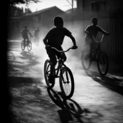 Обложка 100лиця & MOTANA - Молодість (KARMV REMIX)