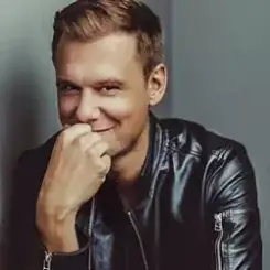 Armin van Buuren - We Are Here To Make Some Noise (Radio Edit) слушать онлайн