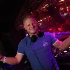 Обложка Dan Thomson - Propaganda