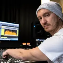 Обложка Kind Of Zero - Happy People