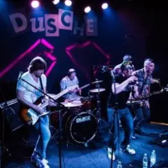 Douglas Adams - Дождь слушать онлайн