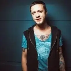 Mainstream One - Целуй слушать онлайн