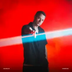 Friction & Sam Harper - Holding On слушать онлайн