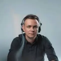 DJ Anton - December 2022 Track 04 слушать онлайн