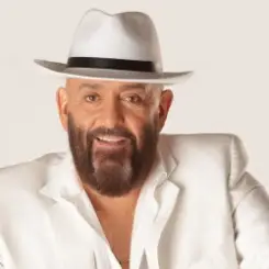 Михаил Шуфутинский - В городском саду слушать онлайн