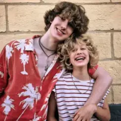 Обложка liou - Some People