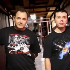 Обложка The Crystal Method feat. Dia Frampton - Over It (It's The DJ Kue Radio Edit)