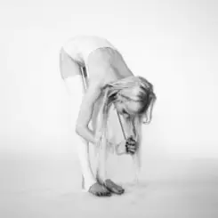 Poppy - All The Things She Said слушать онлайн