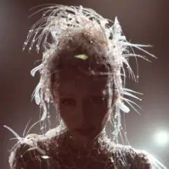 Miley Cyrus - End Of The World слушать онлайн