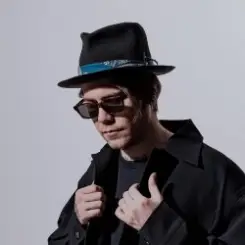 Обложка MALCEVS & MALVIDI - Waiting for You