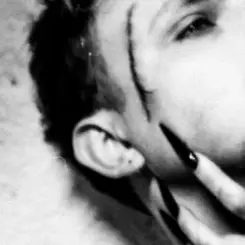Обложка Elvis Drew - Knife On My Heart