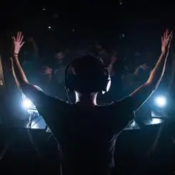 Headhunterz & Skytech - Kundalini (Extended Mix) слушать онлайн